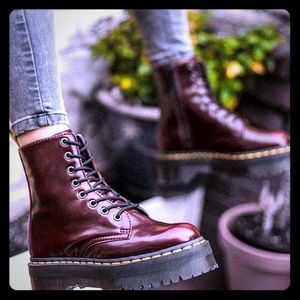 Dr. Martens Cherry Vegan Jadon II Boot 36 (5-6)